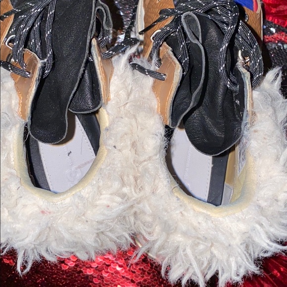 Y3 showstoppers butter soft leather sneakers❤️❤️ - Picture 4 of 7